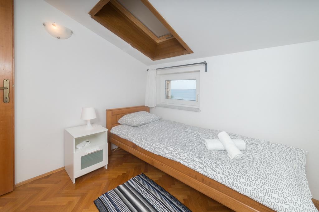 Seaside Apartment Baric Draga Exterior photo